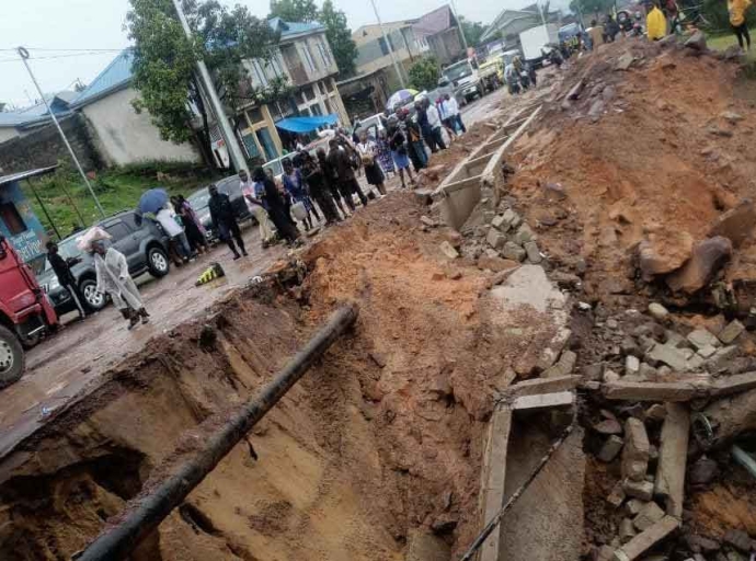 Nouvelle érosion sur la route Matadi: un cauchemar pour les ingénieurs du Génie Civil 