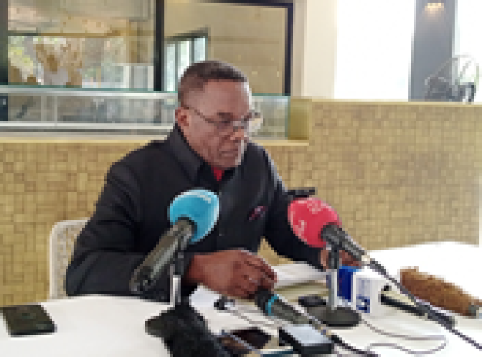 Une traversée en plein jour à l’Union Sacrée de la Nation : André-Alain Atundu Liongo s’aligne derrière Félix Tshisekedi !