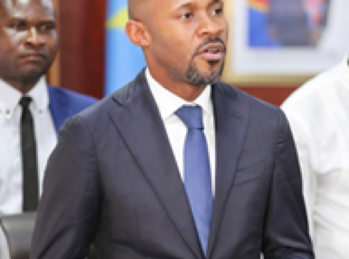 Gouvernement Sama II : Patrick Muyaya met le cap sur l’amélioration de la qualité du travail