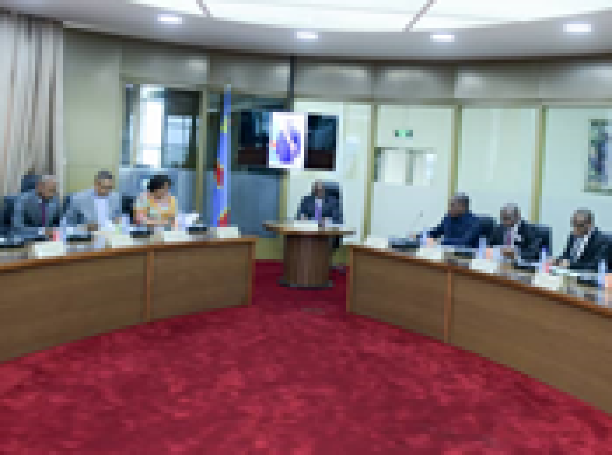 Avec quelques membres de son Gouvernement, RDC : Sama Lukonde examine le projet de loi portant prorogation de l’état de siège en Ituri et au Nord-Kivu