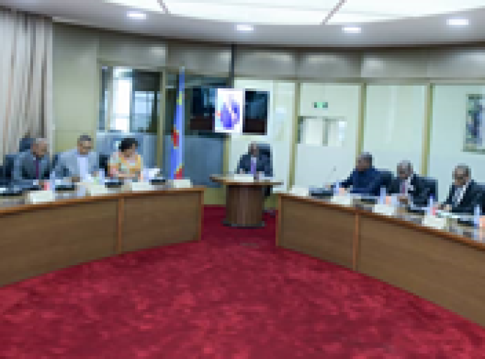 Avec quelques membres de son Gouvernement, RDC : Sama Lukonde examine le projet de loi portant prorogation de l’état de siège en Ituri et au Nord-Kivu