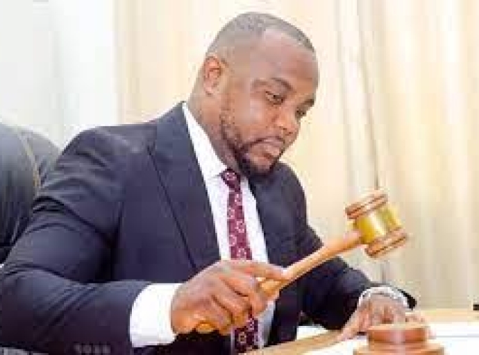 La Diaspora de l’Excellence interpelle , RDC : le Forum des Intellectuels Congolais à l’étranger condamne l’agression de Christian Bosembe à Paris !
