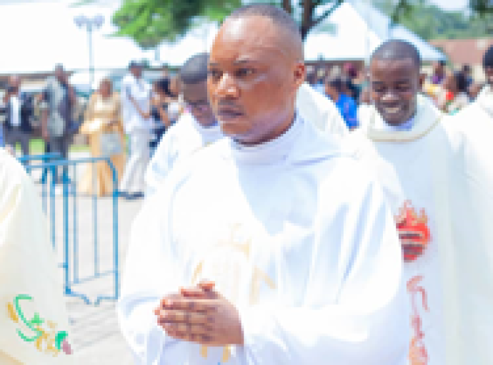 Père Matthieu Yezu Ngongo : ‘’Vous avez besoin de la paix, vous avez besoin de l’esprit saint’’
