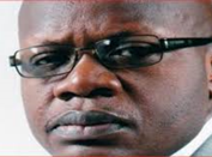 Arrêter de jouer à « la roulette russe », RDC : Thomas Luhaka interpelle Kagame !