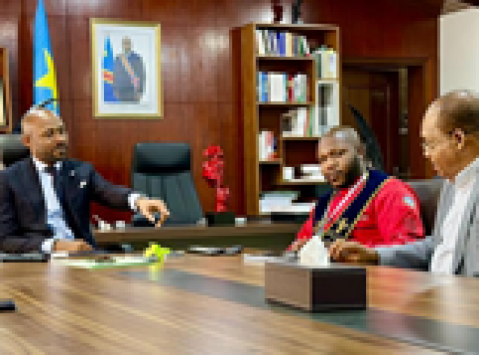 Chef cuisinier de renommée internationale : Victor Bongo présente à Muyaya ses œuvres au Canada et ses projets en RDC