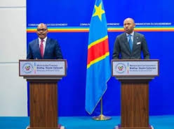Marché de change : Nicolas Kazadi et Patrick Muyaya annoncent une série de mesures chirurgicales