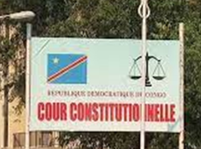 Halte à la consécration de l’impunité, RDC : le Prof. Auguste Mampuya recadré !