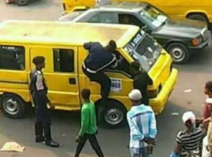 Interdiction des tracasseries routières , Kinshasa : les usagers saluent la décision du nouveau Commissaire provincial de la police