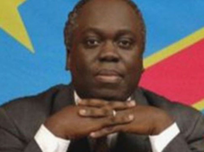 Contrôle des bureaux de vote lors des élections législatives, provinciales, urbaines : Moka Ngol' Mpati 1er adresse un message aux 74 chefs de groupements de Bagata