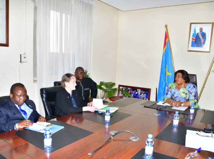 Défense des droits des victimes d’exploitations sexuelles par le personnel de l’ONU, Justice : Rose Mutombo échange avec Jane Frances Connors 