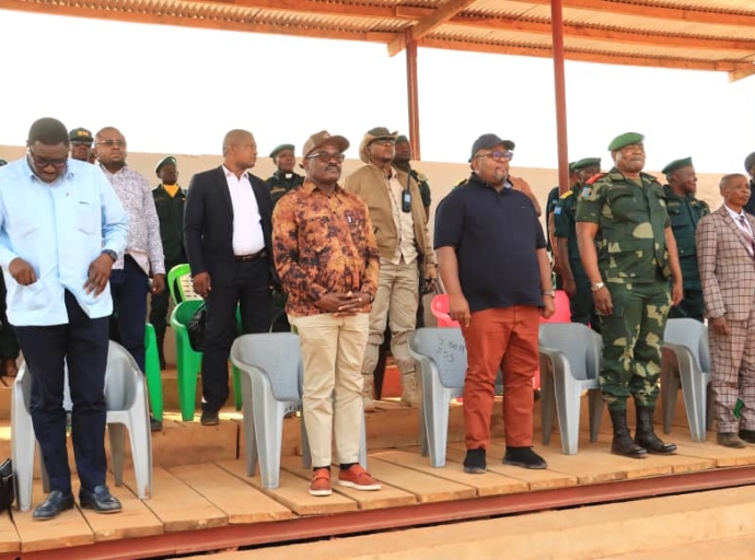Kanyama Kasese : Nicolas Kazadi et Aimé Boji félicitent Félix Tshisekedi pour les réalisations exceptionnelles du Service National 