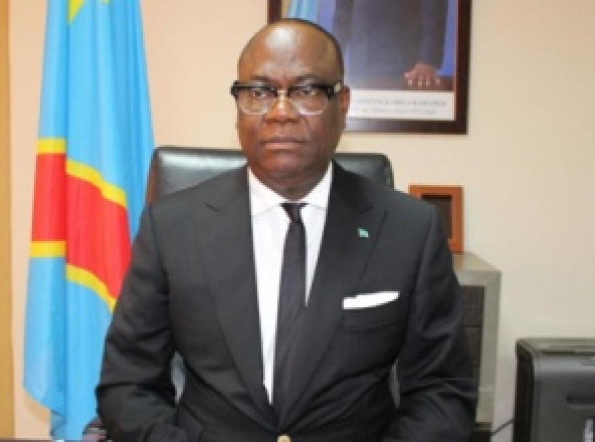 RVA : Kin-kiey Mulumba impressionné par le travail de la Gouverneure Fifi Masuka au Lualaba