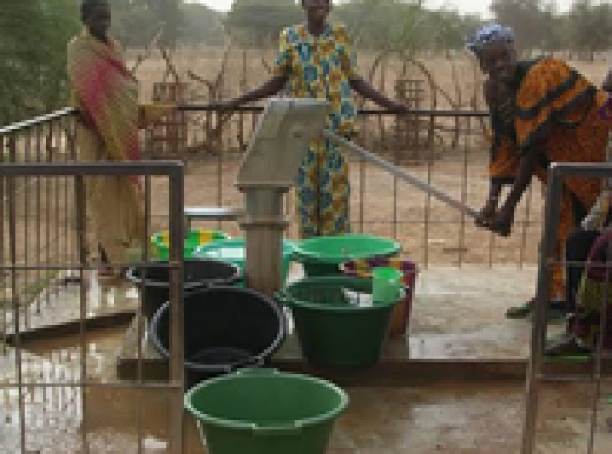 Mitendi : la population crie à la pénurie d’eau et de l’électricité