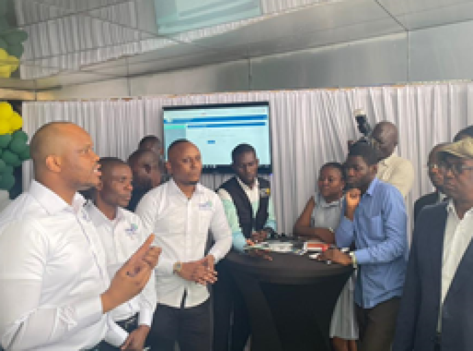 En marge des journées portes ouvertes , CNSS : Charles Mudiay invite les employeurs à s’affilier pour garantir les meilleures conditions de sécurité sociale aux travailleurs