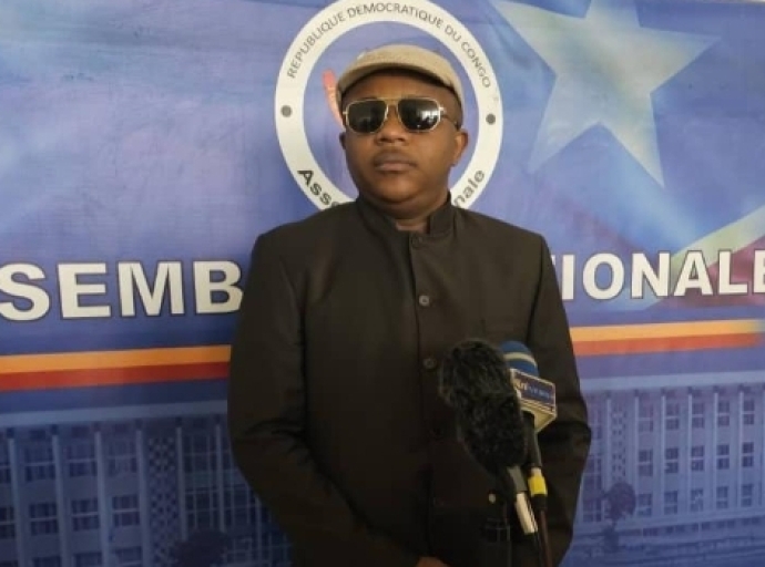 Pour ‘’violation flagrante’’ du code minier, Kinshasa : Eric Ngalula interpelle la ministre des Mines au bureau de l’Assemblée Nationale