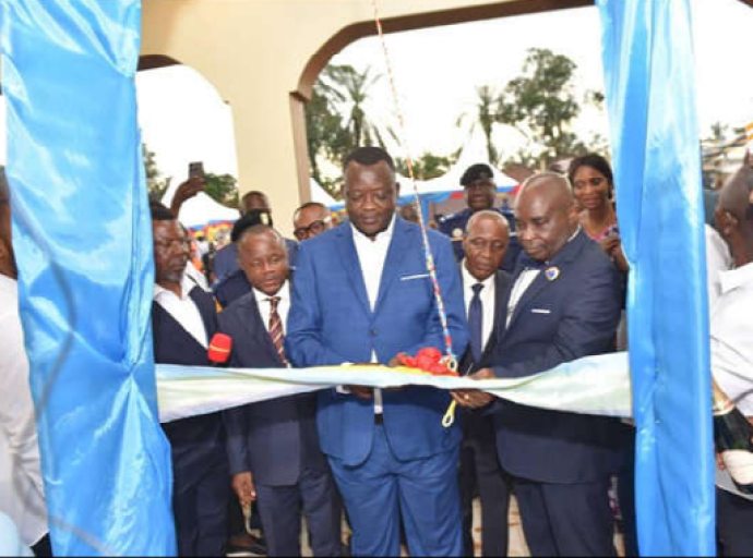 OCC/Isiro: le DG Etienne Tshimanga a inauguré les laboratoires à Doko