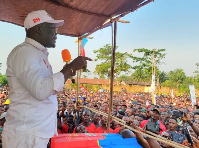 Après Budjala, Ndolo-Liboko et partout au Sud-Ubangi, Présidentielle 2023 : Jean-Lucien Bussa appelle au vote à 100 % de Félix Tshisekedi !