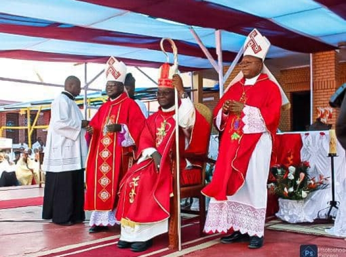 Kasaï Central : Intronisé nouvel archevêque de Kananga, Félicien Ntambwe Kasembe dévoile les trois défis de sa charge épiscopale