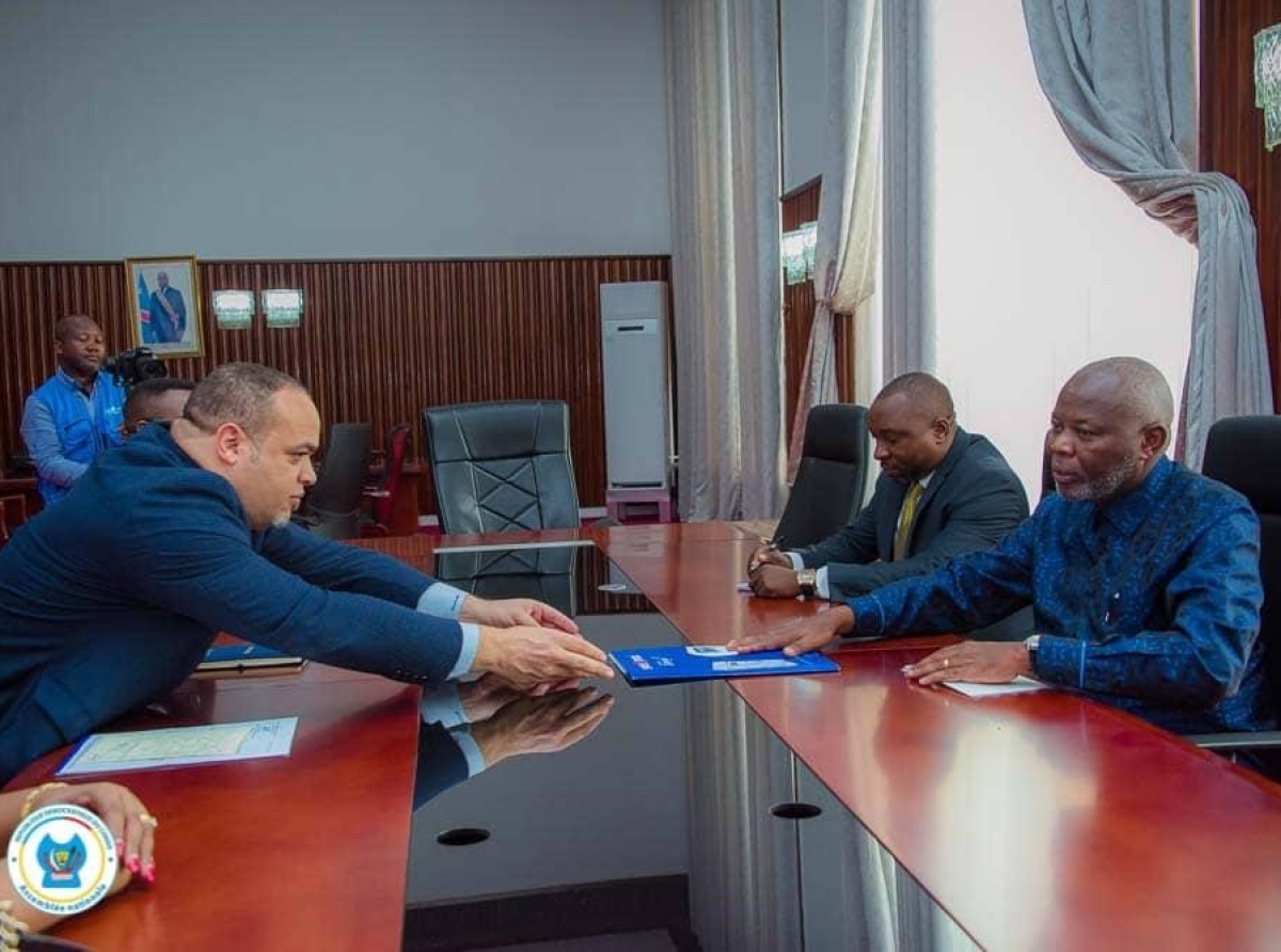 Amélioration de la qualité des services de desserte en électricité , RDC : Vital Kamerhe promet son apport pour renforcer les capacités de la SNEL S.A