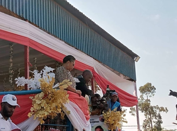 Sud-Kivu : Judith Suminwa rassure le Gouverneur Purusi de son indéfectible soutien au développement de la province