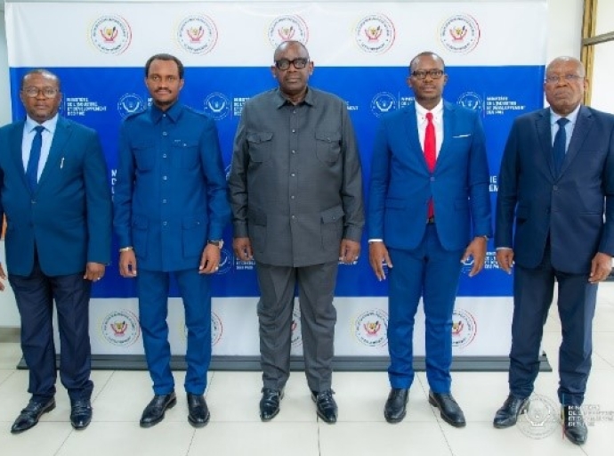 Industrie et développement des PME : Louis Watum Kabamba engagé dans des réformes courageuses pour la redynamisation du secteur