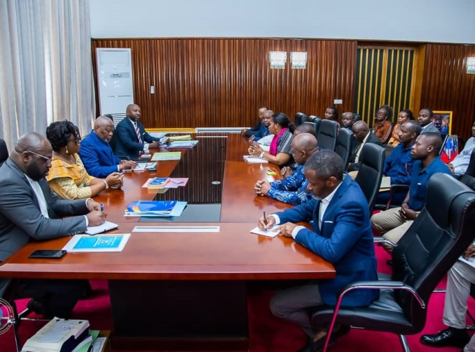 Tenu exceptionnellement à Lubumbashi, Conseil des Ministres : la hausse du SMIG en vue, le développement des infrastructures et le renforcement de la justice au cœur des priorités