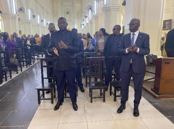 Honneur à un partisan de la lutte contre la corruption, Martyr de l’honnêteté : la mémoire de Floribert Bwana célébrée à Kinshasa !