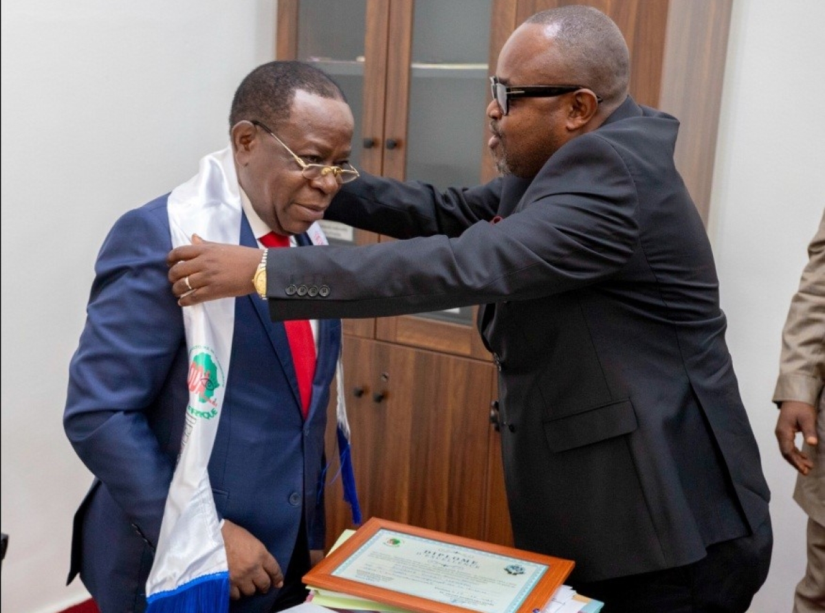 De zéro à héros , Prof. Modeste Bahati Lukwebo : l'icône de la réussite dans l'entrepreneuriat en RDC