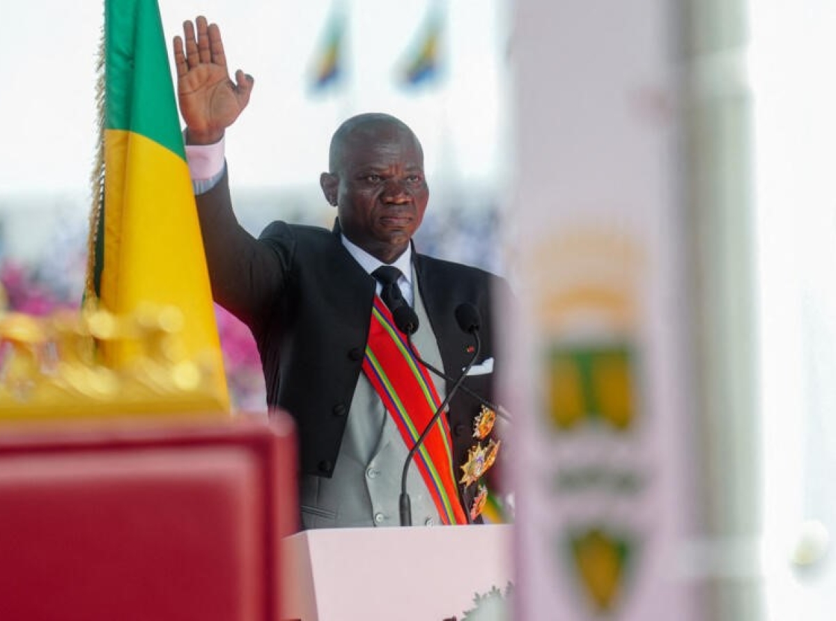 Une investiture inédite : Entre tradition, diplomatie et légitimité populaire