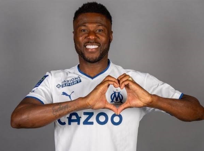 Une nouvelle page s’ouvre, Mercato : Chancel Mbemba quitte officiellement le club phocéen