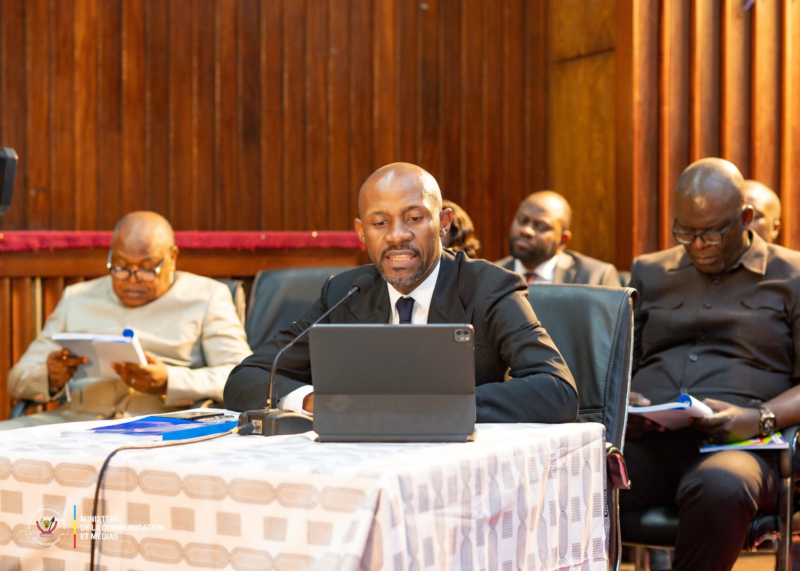 Audition pertinente sur la situation du secteur de la Communication et médias, Assemblée nationale : Patrick Muyaya loue les avancées phares du processus d’instauration du nouveau narratif !