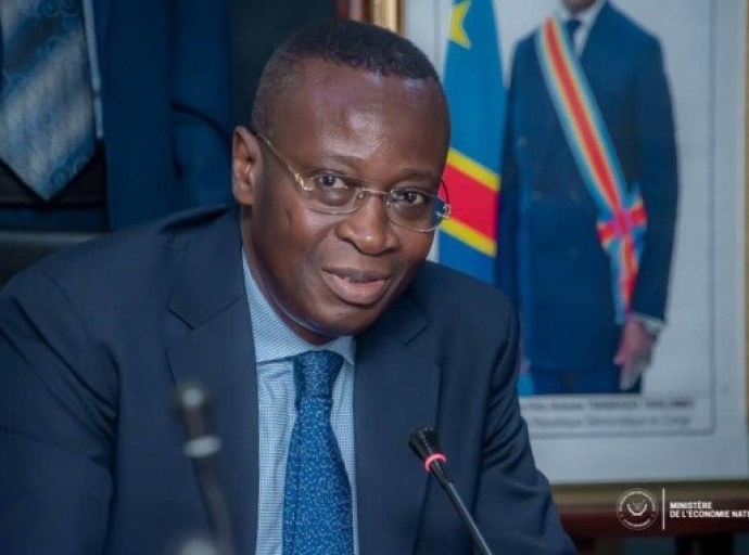 Artisan d'une réduction drastique de la facture pétrolière, RDC : les prouesses de Mukoko Samba saluées par Félix Tshisekedi !