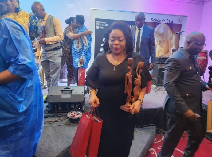 Mireille Kasahene Mapendo honorée à la Soirée de Gala de Radio Maria RDC