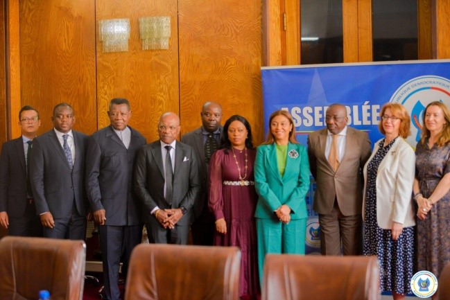 Guerre à l’Est : les Députés Nationaux fustigent l’indifférence manifeste de l’OIF