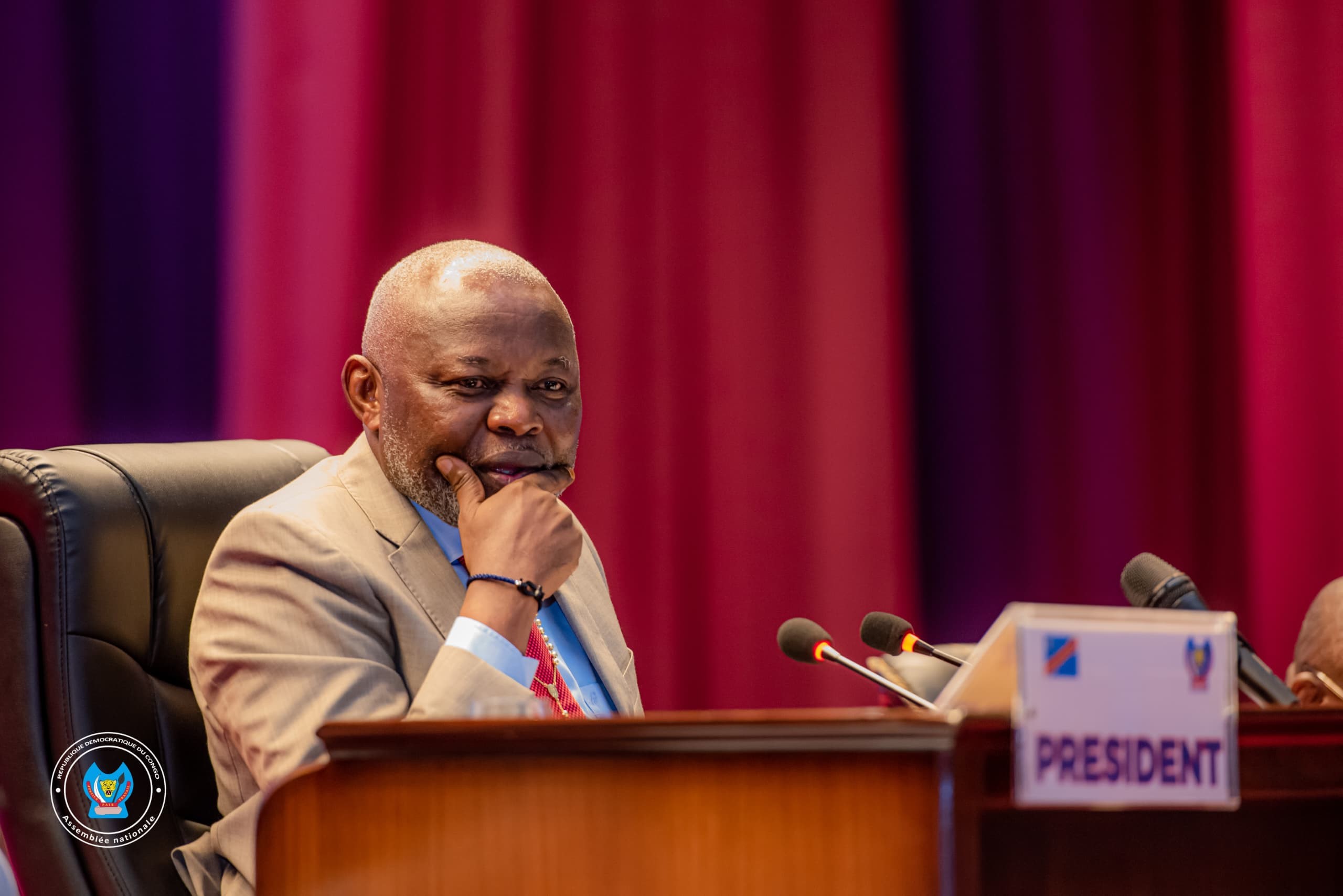 Plénière mouvementée ce week-end, RDC : l’Assemblée Nationale adopte la Projet de Loi portant habilitation du Gouvernement