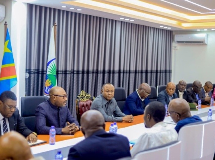 Suite à l’annonce d’une grève générale, Kinshasa : l'exécutif provincial débloque trois mois de salaires pour apaiser la grogne des fonctionnaires