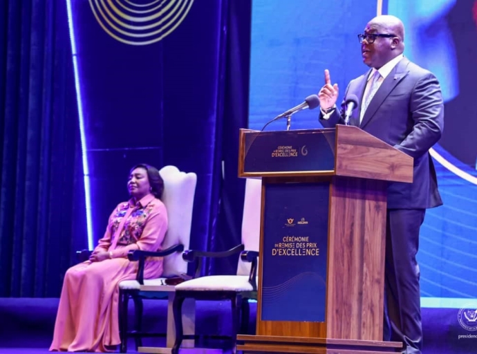 En soutenant la vision de son épouse, la Première Dame Denise Nyakeru, Excellentia 2025 : Félix Tshisekedi affirme sa détermination à faire de l’éducation un pilier central du développement humain en RDC !