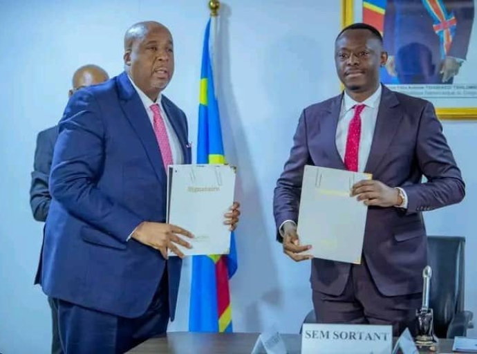 Remise-reprise au Ministère des Ressources Hydrauliques et Electricité, RDC : Molendo Sakombi place son mandat sous le signe d’une révolution énergétique