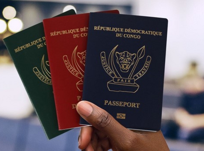 Les villes de Kolwezi, Mbuji-Mayi et Kindu concernées, Passeports biométriques : le Gouvernement annonce l’ouverture de nouveaux centres de capture