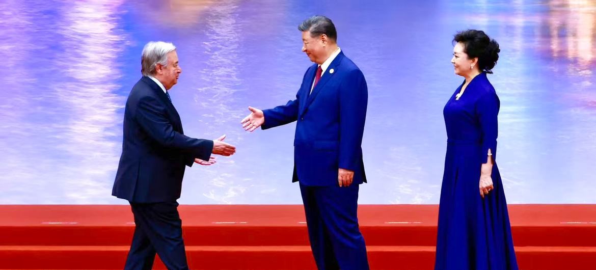 En Chine, le chef de l'ONU appelle à « mettre les peuples au premier plan»