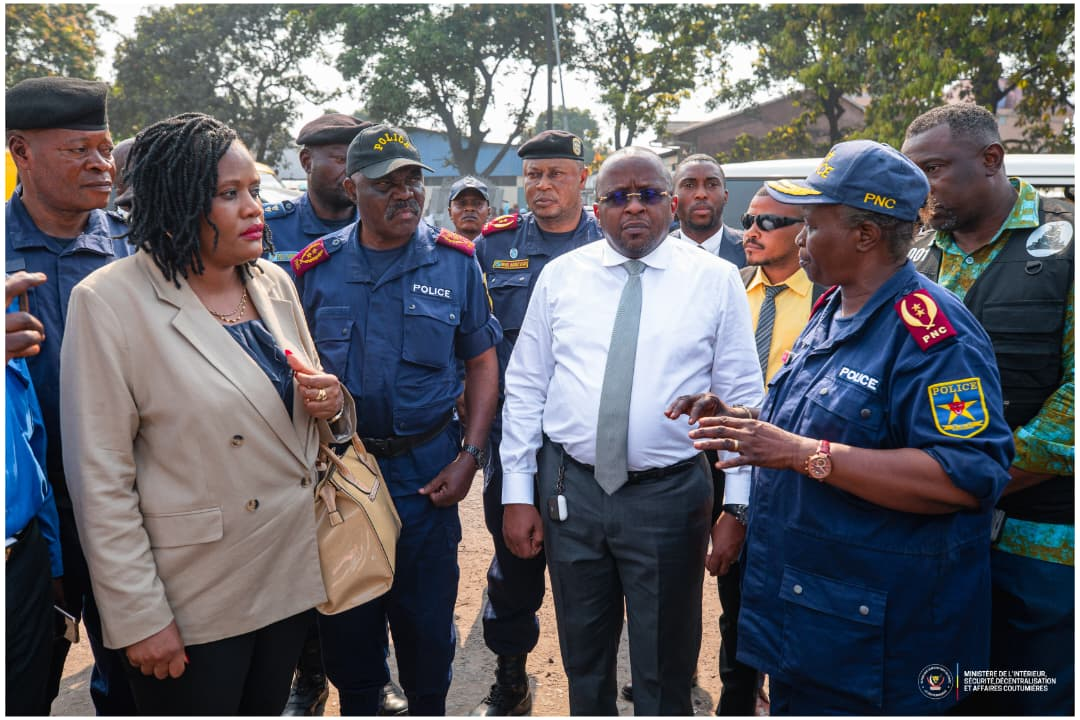 Jacquemain Shabani au chevet des victimes, Drame au camp Kabila : bilan provisoire 150 maisons calcinées