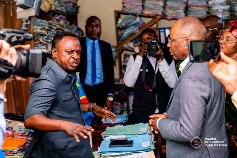 Après son constat alarmant, RDC : Guillaume Ngefa s’engage à améliorer les conditions de travail des juridictions de Kinshasa