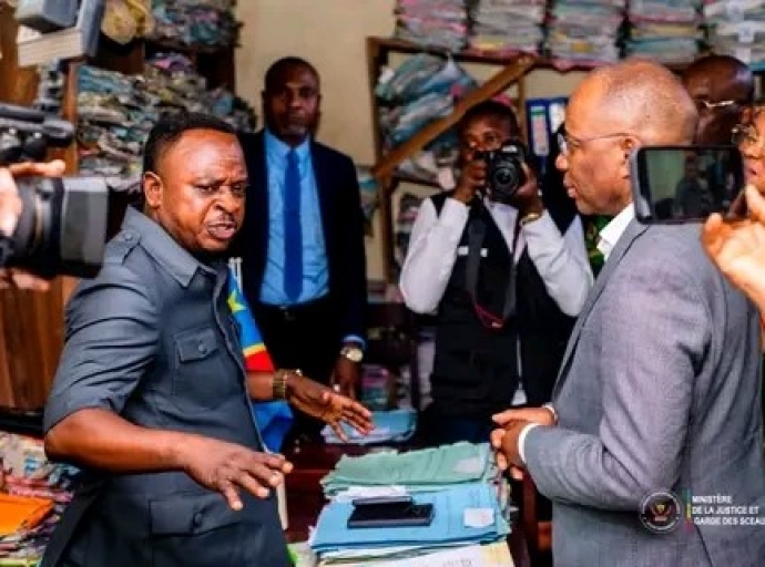 Après son constat alarmant, RDC : Guillaume Ngefa s’engage à améliorer les conditions de travail des juridictions de Kinshasa