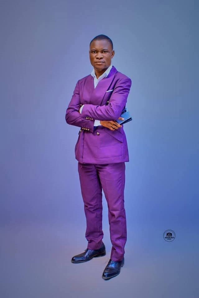 Paix de brave entre le Journaliste et écrivain Christy Ilunga et le Bourgmestre a.i de la commune de Fungurume, Aline Makano Tshilombo !